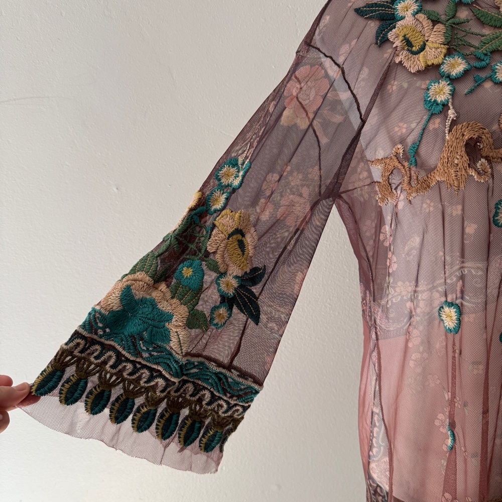 Johnny Was Biya  Renley Mesh Sheer Top with Floral Embroidery Medium no slip - Picture 3 of 13